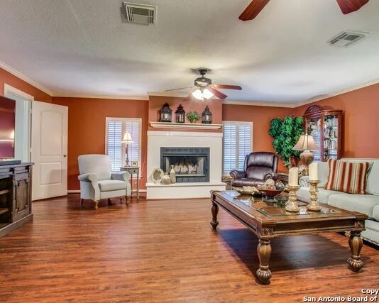 Real Estate Listings - Santa Fe TX